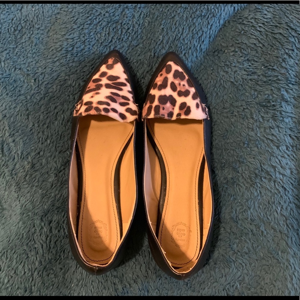 Leopard print flats